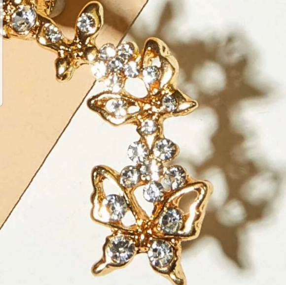 *Tiny* Gold Butterfly Crawler - Picture 2 of 3